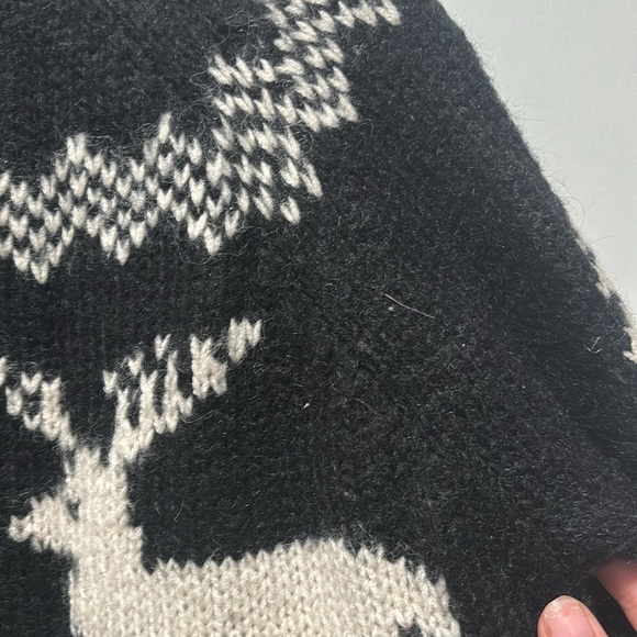 THE GREAT reindeer lodge cardigan sweater - Picture 7 of 9